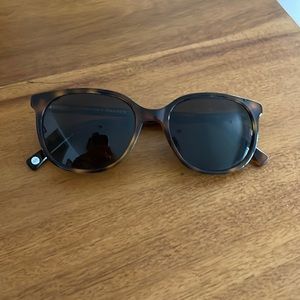 Warby Parker Laurel sunglasses with case